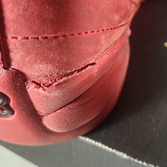 Boy's Retro Jordan 12 (gs) Sneakers - Picture 4 of 7